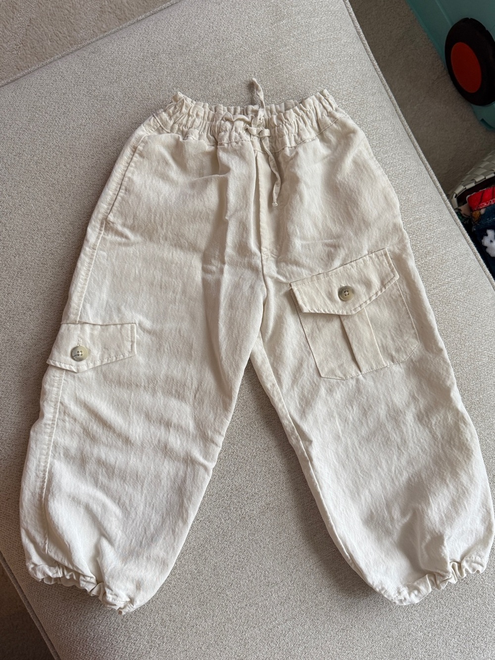 Zara Cream Elastic-Waist Cargo Joggers